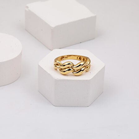 Kıvrımlı Tasarım 14 Ayar Altın Yüzük