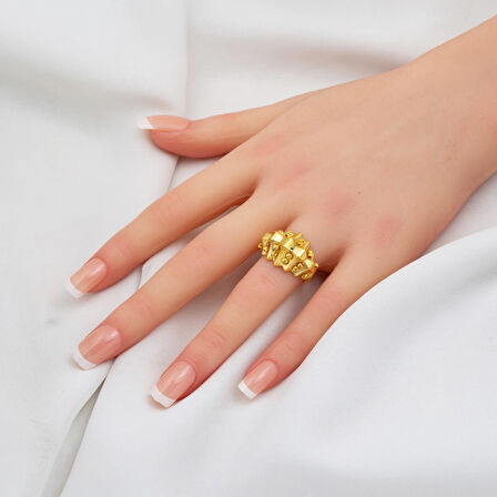 İtalyan Tasarım Dorikalı 14 Ayar Altın Yüzük