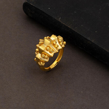 İtalyan Tasarım Dorikalı 14 Ayar Altın Yüzük