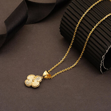 Yonca 14 Ayar Altın Kolye Orta Boy