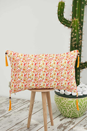 Püskül ve Boncuk Detaylı Desenli Kırlent Kılıfı 50x30 cm,K-404