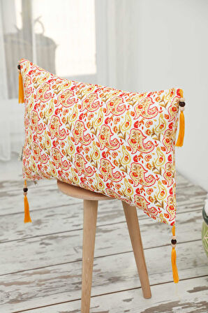 Püskül ve Boncuk Detaylı Desenli Kırlent Kılıfı 50x30 cm,K-404