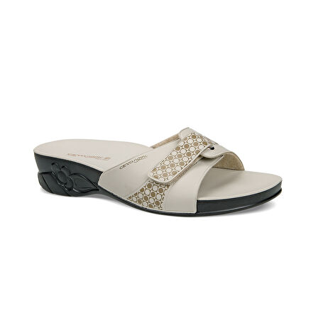 FLORA ZENNE (35-41)