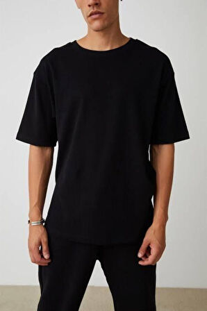 Siyah Basic Oversize Bisiklet Yaka Kısa Kollu T-shirt