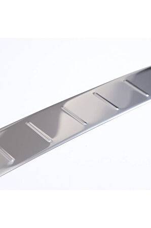 Peugeot 3008 Uyumlu Krom Arka Tampon Üstü Koruma 2016 Üzeri Paslanmaz Çelik Taşlı