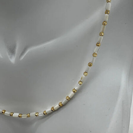 Beyaz Boncuklu Minimal Doreli Kolye - Gold