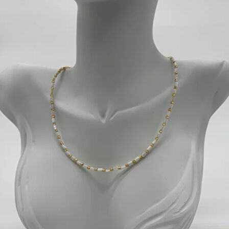 Beyaz Boncuklu Minimal Doreli Kolye - Gold