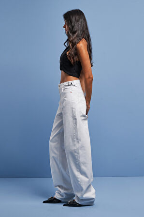 Kadın Beyaz Renk Baggy Fit Süper Uzun Denim
