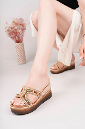 Kadın Dolgu Topuk Terlik İS5