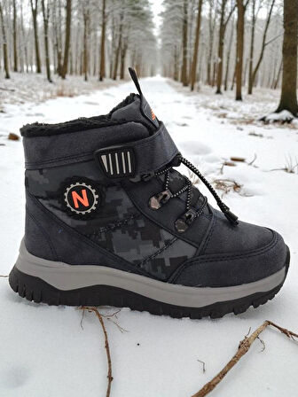 Erkek Çocuk Suya Soğuk Havaya Dayanıklı Cırtlı İçi Kürklü Siyah Kar Botu 