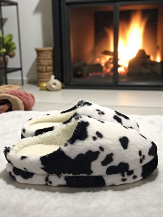 Kadın Tüylü Pofuduk  Ev Terliği Ses Yapmayan Yumuşak Rahat Kauçuk Taban İçi Yünlü Kışlık Terlik