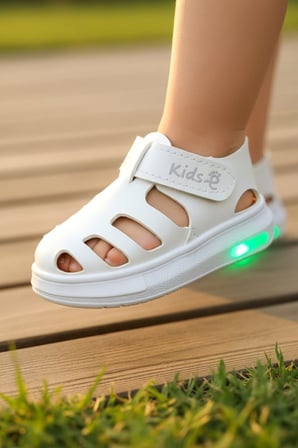 Işıklı Cırt Cırtlı Kız Çocuk Beyaz Yumuşak Ortopedik Taban Spor Sandalet Terlik