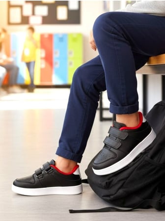 Cırt Cırtlı Anatomik Günlük Hafif Esnek Taban Çocuk Spor Ayakkabı
