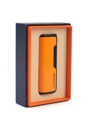 Conquistador Tek Torch Pürmüz Sarı Siyah Metal Puro Çakmağı CNQ-033