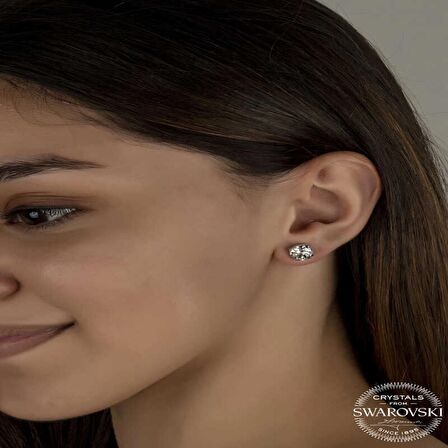 Swarovski Crystal Taşlı Lucky Life 925 Ayar Gumuss  Çivili Kadın Küpe