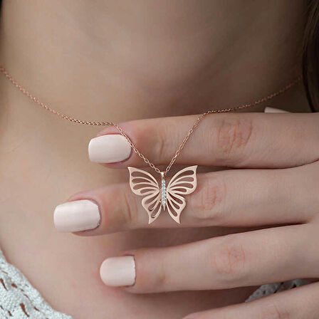 ​Lucky Life 925 Ayar Gumuss  Rose Bahar Kelebeği Kadın Kolye