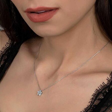 Swarovski Taşlı Lucky Life 925 Ayar Gumuss  Yıldız Kadın Kolye