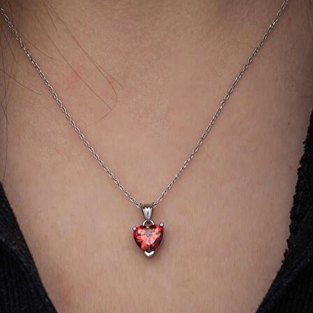 Lucky Life 925 Ayar Gumuss  Kırmızı Taşlı Kalpli Lucky Life Kadın Kolye