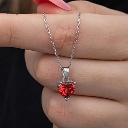 Lucky Life 925 Ayar Gumuss  Kırmızı Taşlı Kalpli Lucky Life Kadın Kolye