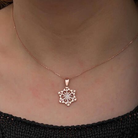 Lucky Life 925 Ayar GumussRose Kar Tanesi Kadın Kolye