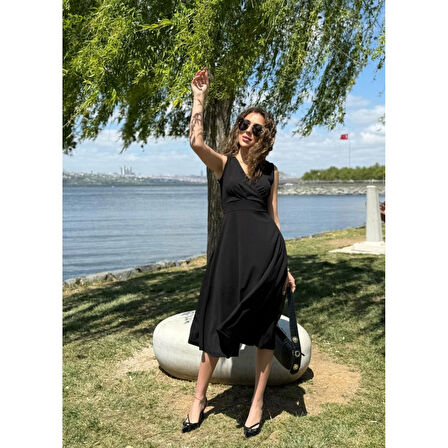 Lucky Life Kadın Ithal Krep Kumaş Kruvaze Yaka Eteği Kloş Kolsuz Mini Elbise