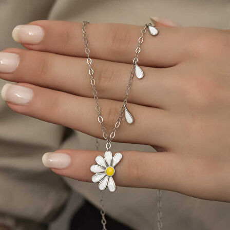 Lucky Life Gümüş Rodyum Papatya Seviyor Sevmiyor Kadın Kolye