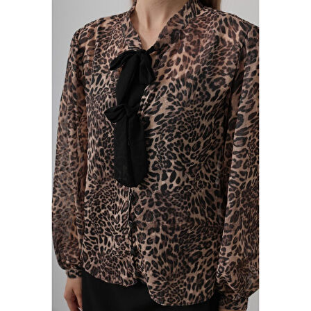 Fiyonk Detaylı Leopar Bluz - Leopar