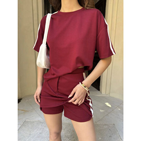 Lucky Life  Yumuşak Dokulu Kumaş Parçalı Bisiklet Yaka T-shirt Mini Şortlu Etek İkili Takım -Bordo