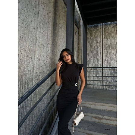 Lucky Life Kadın Bisikley Yaka Vatkalı Broş Detay Kolsuz Midi Boy Elbise