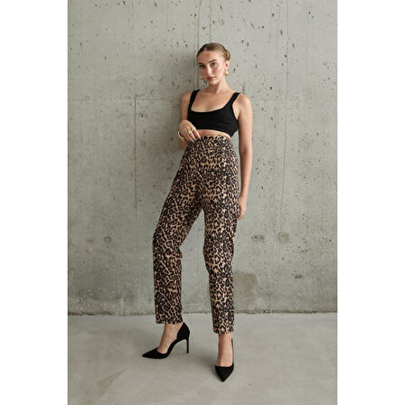 Lucky Life Kadın Leopar Desenli Kumaş Pantolon