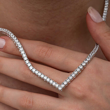 Lucky Life Gümüş V Model Su Yolu Kadın Kolye