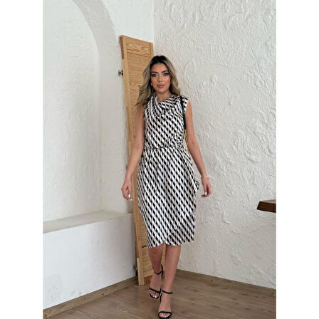 Lucky Life Kadın Degaje Yaka önden çapraz Detay Saten Midi Elbise