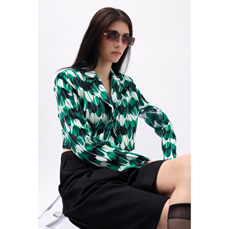 Desenli Crop Ceket