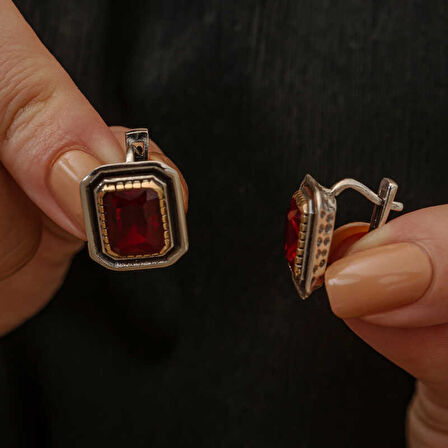 Lucky Life Gümüş Yakut Taşlı Otantik Kadın Küpe