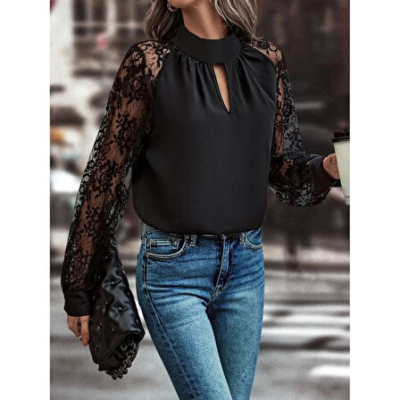 Lucky Life Kadın Uzun Kollu Göğüs Pencere Detay Yaka Boğazlı Kolları Tüllü Sandy Bluz