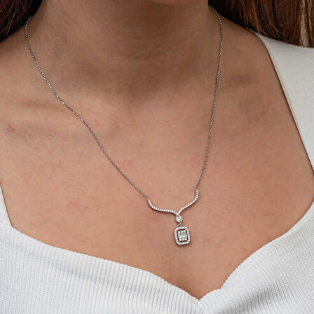 Gümüş Baget Taşlı Gerdanlık Model Kadın Kolye