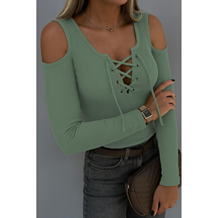 Lucky Life Kadın Omuzlardan Açık Uzun Kollu Bağcıklı Kaşkorse Bluz