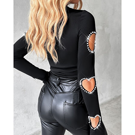 Lucky Life Kadın Uzun Kollu Yarı Balıkçı Yaka Pencere Detaylı Kolları Kalp Desen Taşlı Viskon Bluz