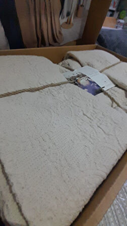 BELLİSİMA ÇİFT KİŞİLİK YATAK ÖRTÜSÜ SNOW WHİTE KREM