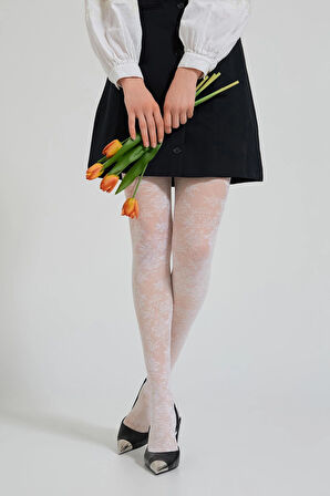 Kadın Dantel Detaylı İnce Külotlu Çorap Beyaz