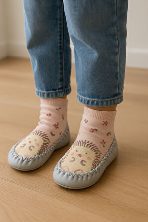 Çocuk Kirpi Desenli Makosen Soket Çorap Patik Panduf – Kaydırmaz Ev & Anaokulu Ayakkabısı Pembe