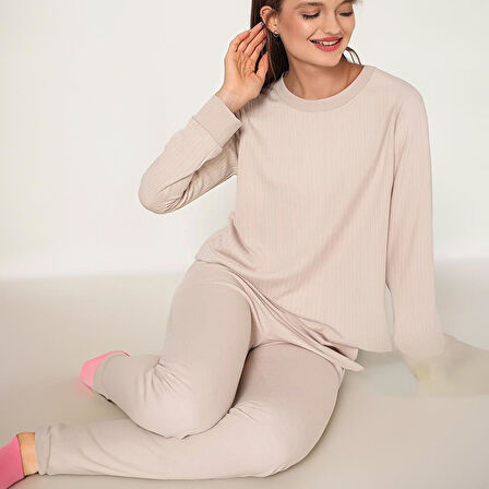 Confeo 840.822 Kadın Kışlık Uzun Kol  Pijama Takım