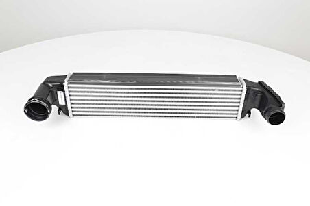 Bmw Turbo Radyatörü - 17517786351 - Bsg 15-535-004