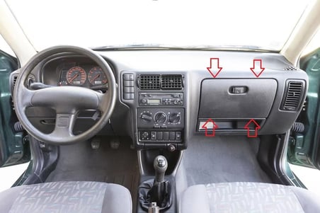 Seat Cordoba Mk1 (1993-1999) Uyumlu Torpido Kapağı (Siyah / Abs Plastik)