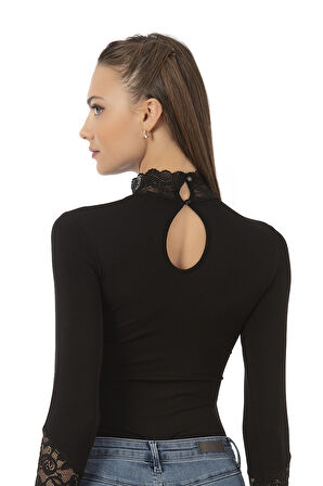 Özkan 26860 Kadın Viskon Esnek Yumuşak Yakası ve Kolları Dantel Detaylı Dik Yaka Uzun Kollu Kancalı Çıtçıtlı Örme Body