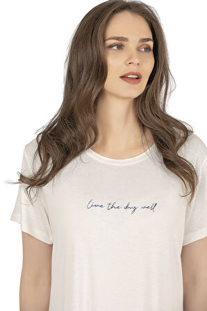 Özkan 27082 Kadın Premium Yumuşak Esnek Kumaş Vorteks Viskon Likralı Önü Yazılı Bisiklet Yaka Kısa Kollu T-shirt