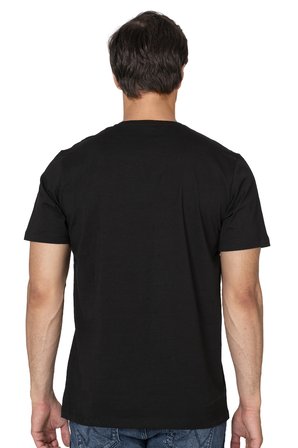 Özkan 10265 Erkek %95 Pamuklu Likralı Esnek Rahat Kapalı Yaka Kısa Kollu T-Shirt Atlet Fanila