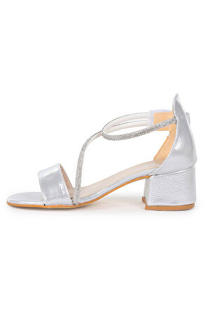 Kiko Kids Pisar Günlük Kız Çocuk 4 Cm Topuklu Sandalet Abiye Ayakkabı