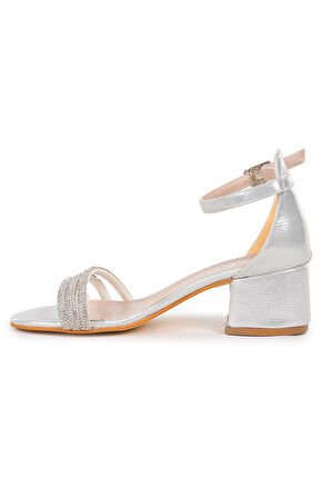 Kiko Kids Nobe Günlük Kız Çocuk 4 Cm Topuklu Sandalet Ayakkabı