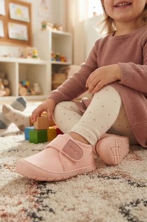  Vesla Kız Çocuk Ev Okul Kreş Panduf